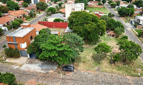 Vendo Terreno 390 m2 zona Goethe Asunción 513 m2