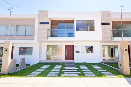 CASA EN VENTA A ESTRENAR - COND.  “LAS PALMERAS II” 