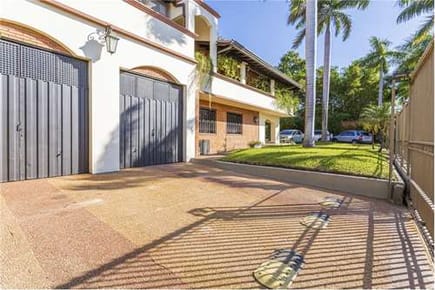 Residencia-Venta- Ycuá Satí, Asunción