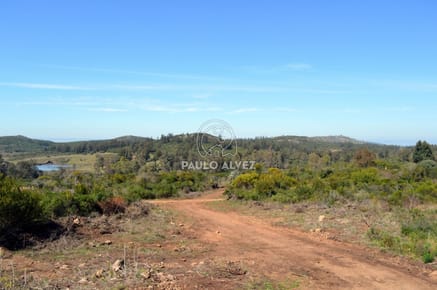 Ideal para inversionistas- Con vista al Cerro Pan De Azucar. Un lugar ideal para poder llevar acabo infinitos proyectos.