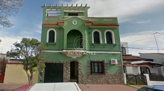 Parte de la historia del balneario- Ubicada a metros del mas y minutos del centro.