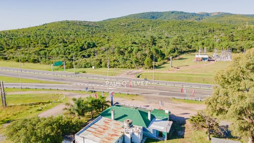 Te1558- Vista a las sierras. Su cercana a la ciudad de Piriápolis y a minutos de Punta del este.