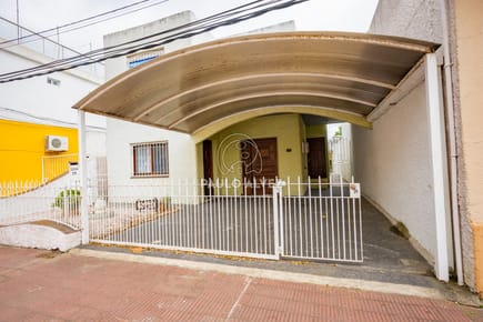 Gypsy- Propiedad en el centro de Piriápolis- Cuatro dormitorios tres baños.