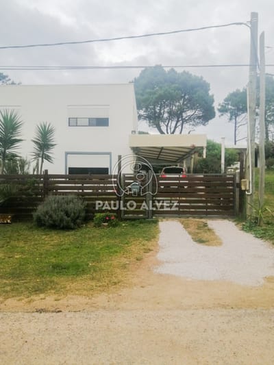 Propiedad horizontal- Casa en un entorno tranquilo y agradable. Lugar ideal para vivir todo el año