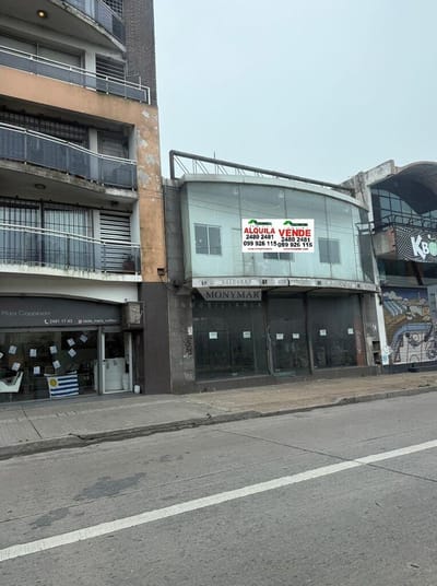 ALQUILER VENTA LOCAL COMERCIAL LA BLANQUEADA AVENIDA ITALIA CASI PROPIOS!! IMPERDIBLE!