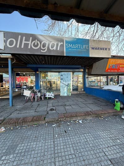 ALQUILER LOCAL COMERCIAL FLOR DE MAROÑAS CAMINO MALDONADO Y OSVALDO CRUZ oficina baño cocina sotano