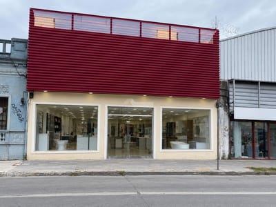ALQUILER  LOCAL COMERCIAL GALPON DEPOSITO UNION SOBRE 8 DE OCTUBRE 1154m2