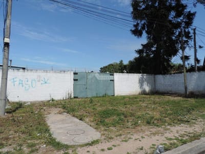 VENTA TERRENO PEÑAROL APARICIO SARAVIA Y JULIO CASAL 7268m NIVELADOS SALIDA A 2 CALLES