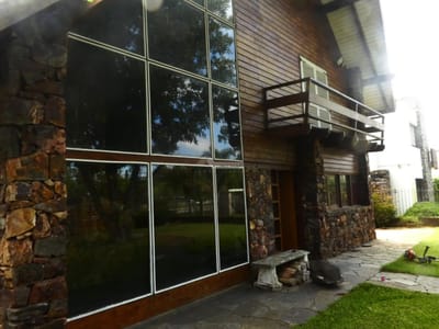 VENTA CASA 4 DORMITORIOS CARRASCO AVENIDA ITALIA Y LIDO PISCINA Y BARBACOA