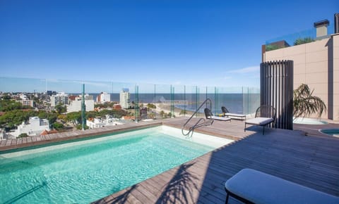 VENTA APARTAMENTO MONOAMBIENTE MALVIN RBLA O´HIGGINS Y 18 DE DICIEMBRE,  FRENTE