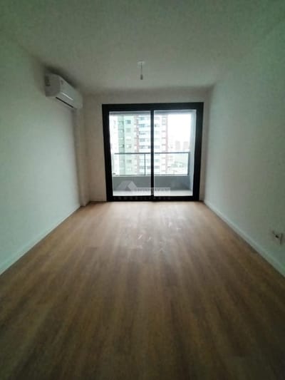 VENTA APARTAMENTO MONOAMBIENTE MALVIN RAMBLA O´HIGGINS Y 18 DE DICIEMBRE, ED TORRE ARENAS!!!