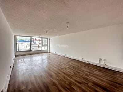 VENTA OFICINA TRES CRUCES BULEVAR ARTIGAS Y PALMAR FRENTE A LA ESPAÑOLA CON GARAJE GRAN RENTA!