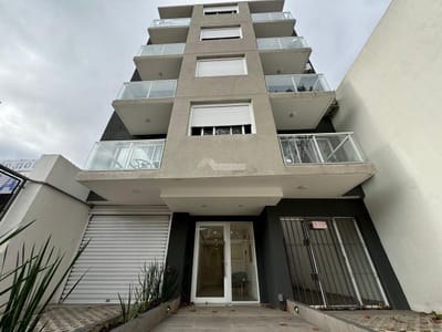 VENTA APARTAMENTO MONOAMBIENTE AGUADA AGRACIADA Y GRAL LUNA ESTRENA FRENTE PROMOCION CON 2 COCHERAS