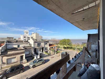 VENTA APARTAMENTO 2 DORMITORIOS BUCEO DONIZETTI Y VERDI ED.SOLARIS BUCEO VE MAR PARRILLERO