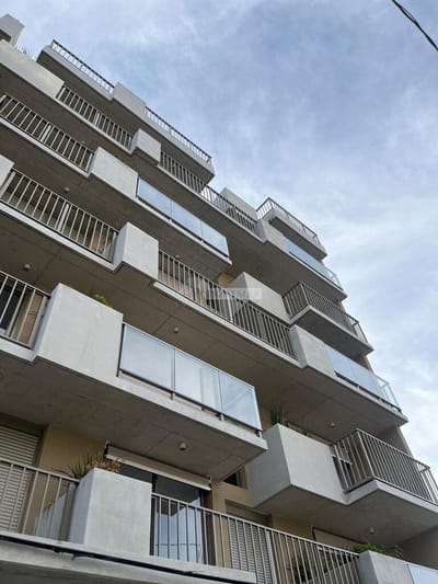 VENTA APARTAMENTO 2 DORMITORIOS PARQUE BATLLE BRITO FORESTI ED 01 VILA CON TERRAZA