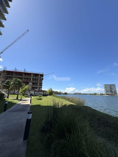 VENTA APARTAMENTO 1 DORMITORIO PARQUE CARRASCO AVENIDA DE LAS AMERICAS ED. BELLEVUE VISTA AL LAGO