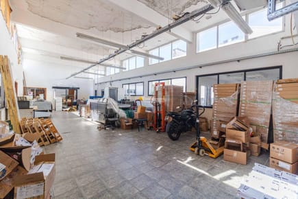 VENTA LOCAL GALPON DEPOSITO LA BLANQUEADA 834m2 en 1251m2 mts CANAL 5 y NUEVOCENTRO