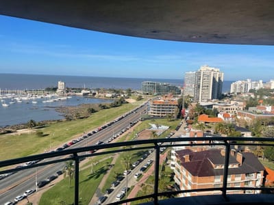 VENTA APARTAMENTO 3 DORMITORIOS PUERTO DEL BUCEO EXTREMA CATEGORIA EN EL MEJOR LUGAR!!