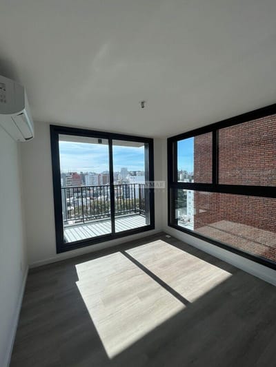 VENTA APARTAMENTO 1 DORMITORIO PUNTA CARRETAS FRANZINI Y SARMIENTO ED PARK SQUARE GRAN VISTA ESTRENA