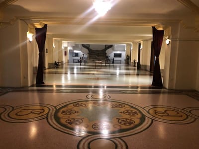 VENTA OFICINA LOCAL CENTRO PLAZA INDEPENDENCIA IDEAL CALL CENTER PALACIO SALVO 322M2