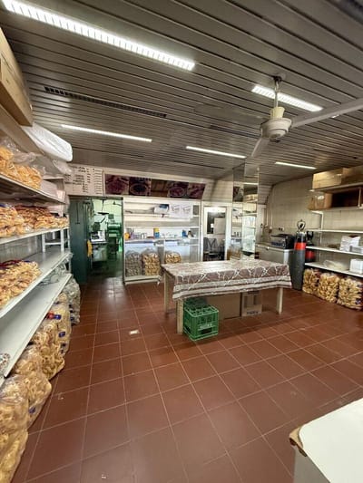 VENTA ALQUILER LOCAL COMERCIAL CAMINO CARRASCO CRUZ DE CARRASCO 378m2 CON ESTACIONAMIENTO