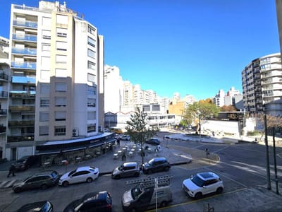 Venta Apartamento Pocitos 3 Dormitorios 3 Baños Garaje