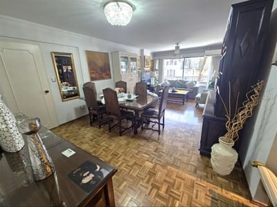 Venta Apartamento en Pocitos de 3 Dormitorios, 2 baños, 1 garage