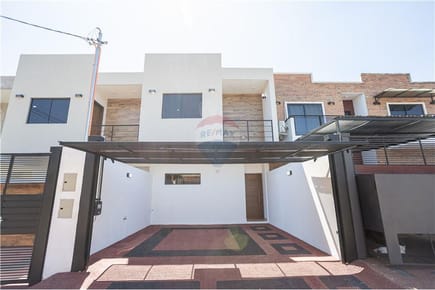Dúplex a Estrenar - B° Palma Loma, Luque.