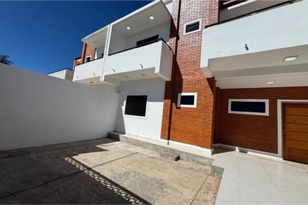 VENDO DÚPLEX A ESTRENAR EN LAMBARÉ!!