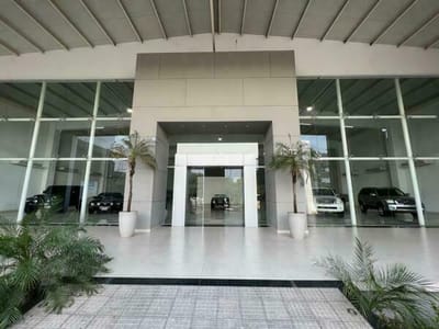  SHOWROOM FRENTE A LA TERMINAL DE ASUNCIÓN