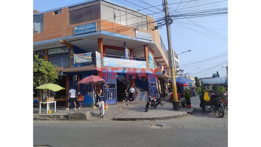 Se Vende Puesto Local Comercial En San Martin De Porres - Zona Centrica