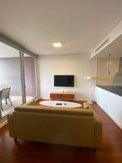 Alquilo departamento de 2 habitaciones amoblado en sky tower 
