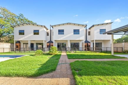 DÚPLEX A ESTRENAR CONDOMINIO PARQUE - LUQUE
