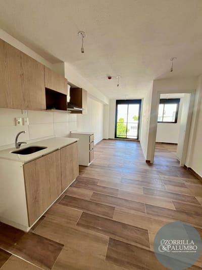 Apartamento 1 dormitorio en el Centro con RENTA! Paraguay y Colonia