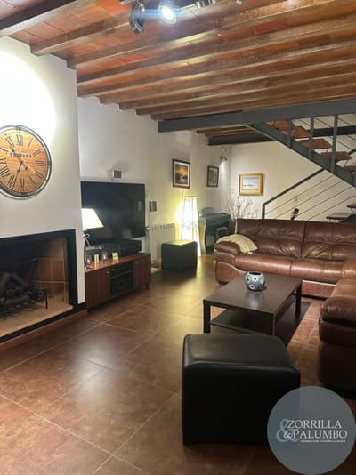 Casa en venta c/ cochera en Prado