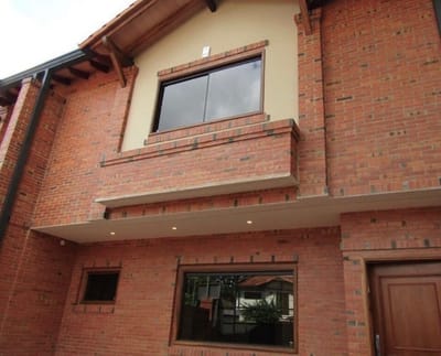 DUPLEX EN ALQUILER DE TRES DORMITORIOS EN ASUNCION VILLA AURELIA