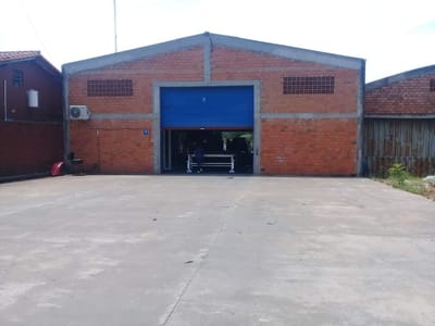 Depósito de 500 m2 cubiertos y 1000 m2 de terreno  en Alquiler – Sobre Ruta 1