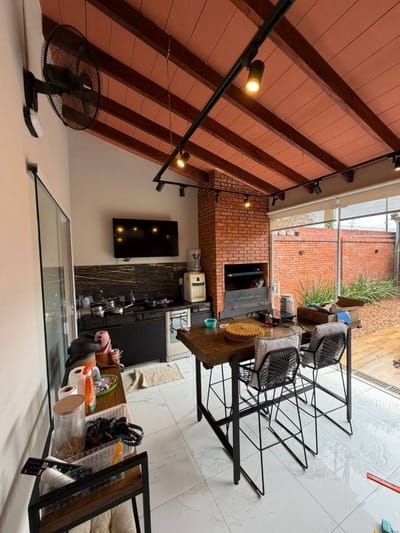 DUPLEX EXCLUSIVO EN VENTA - AMOBLADO Y EQUIPADO