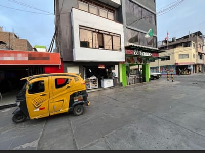 VENTA DE LOCAL COMERCIAL FRENTE A LA COMISARIA Y SSALUD 
