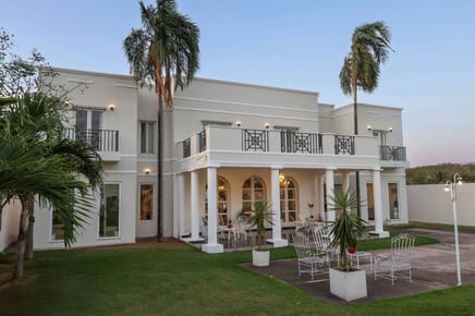 MANSION EN VENTA. KM 13 COTOCA