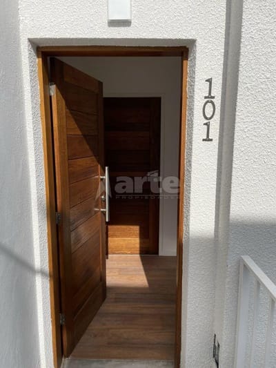 Excelente reciclaje cerca del Parque, venta con renta.