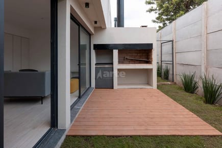 Duplex con seguridad y renta