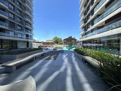 Se vende con renta con beneficios de vivienda promovida.