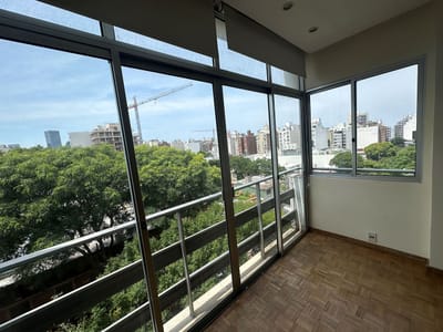 Venta apartamento pocitos 4 dormí y gge con renta