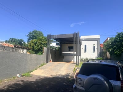 Vendo Casa Minimalista de 2 habitaciones en Mariano Roque Alonso 