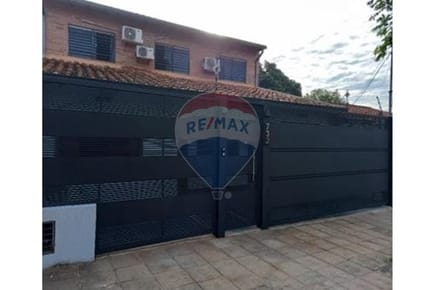 ¡ALQUILO CASA EN LAMBARE! ¡EXCELENTE UBICACIÓN!