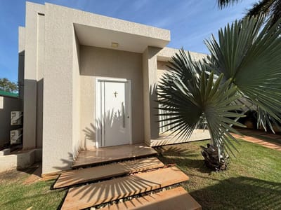 FINANCIO CASA EN HERNANDARIAS CON PISCINA 
