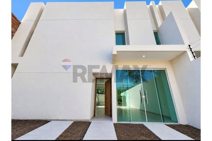 Dúplex en Luque zona residencial 