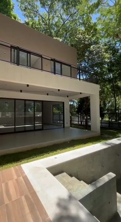 Duplex con pileta a estrenar en Sanber 360m2