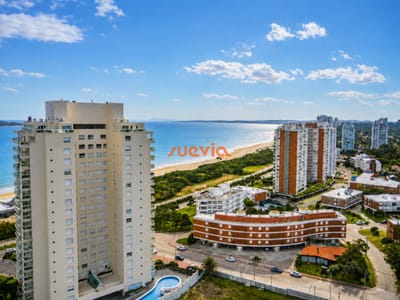 Departamento de 3 dormitorios en venta a pasos del mar. Gala Tower